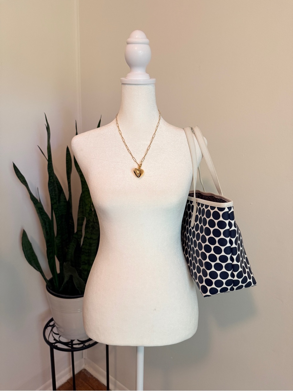 Michael Kors | Kiki Polka Dot Tote Bag, Navy and White with MK Charm - Picture 13 of 14